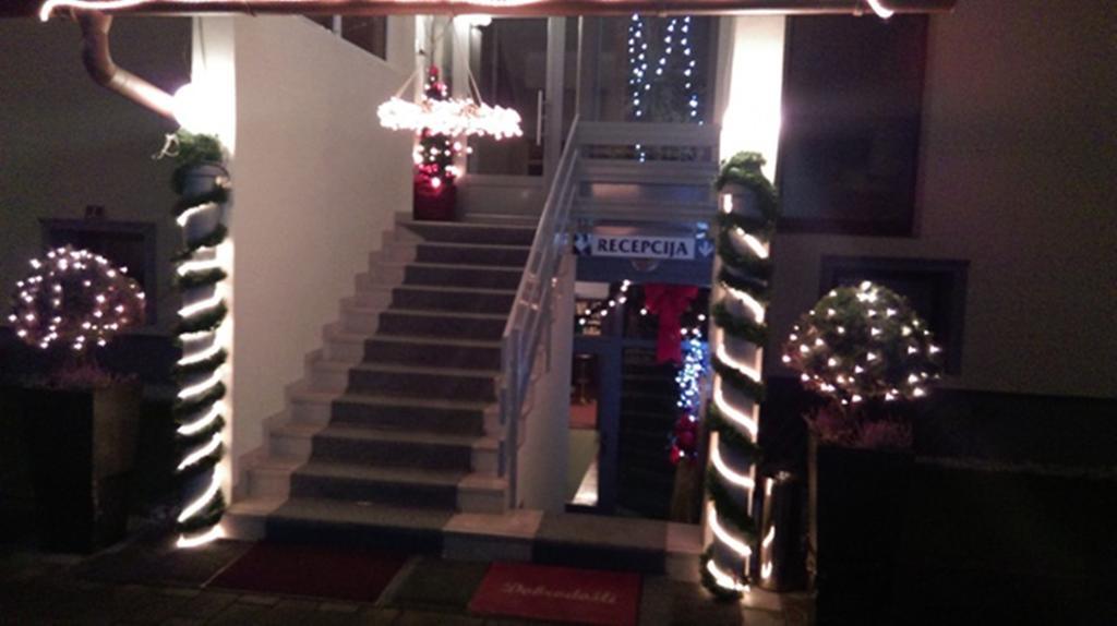 רדובליצ'ה Sport Manca Garni Hotel מראה חיצוני תמונה