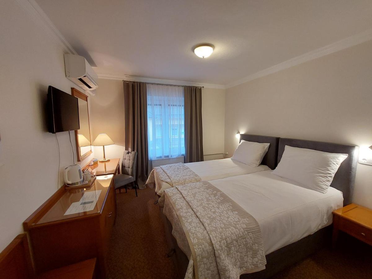 רדובליצ'ה Sport Manca Garni Hotel מראה חיצוני תמונה