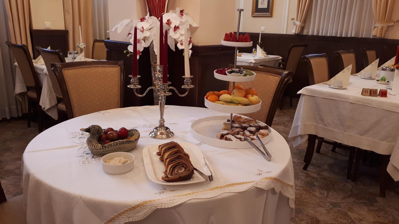 רדובליצ'ה Sport Manca Garni Hotel מראה חיצוני תמונה